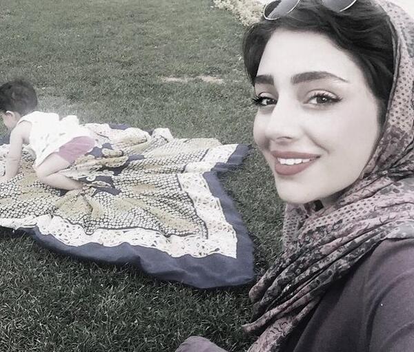 عکس دختر سلفی