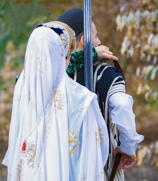 عکس پسر بچه با لباس بختیاری