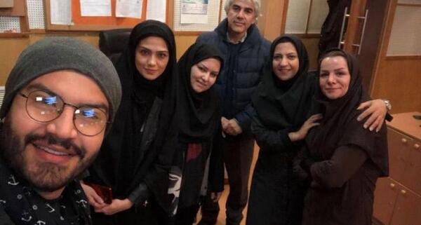 عکس خانم صداقتی گوینده رادیو جوان