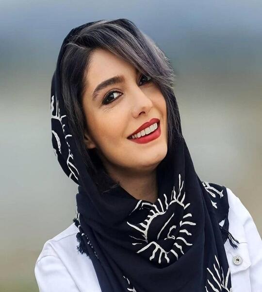عکس آقای کیانی در سریال برف بی صدامی بارد