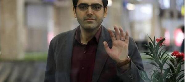 عکس آقای لاهوتی در بچه مهندس