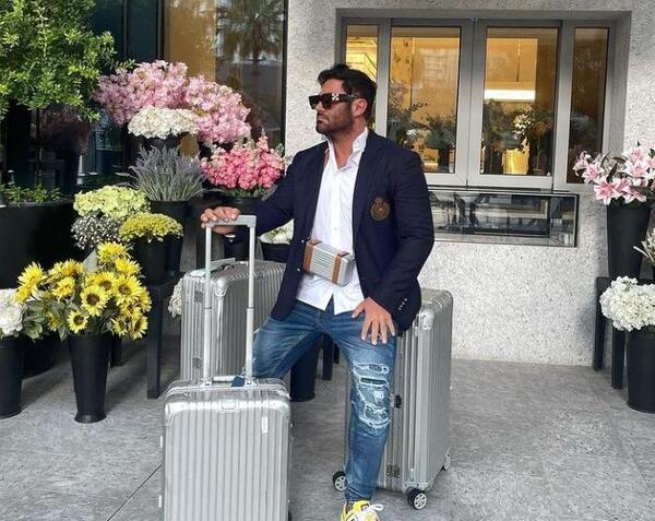 عکس لاکچری محمدرضا گلزار
