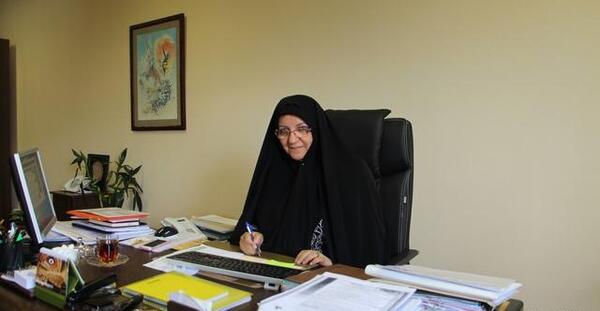 عکس خانم حسابدار