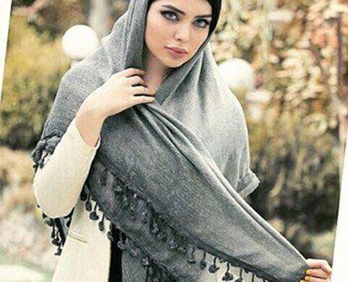 عکس لوکا با گیتار
