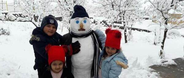 عکس ساختن ادم برفی