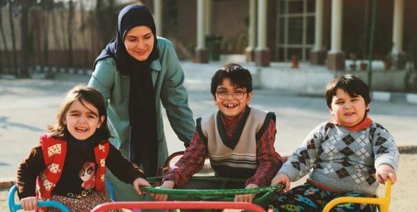 عکس عسل مردی در بچه مهندس