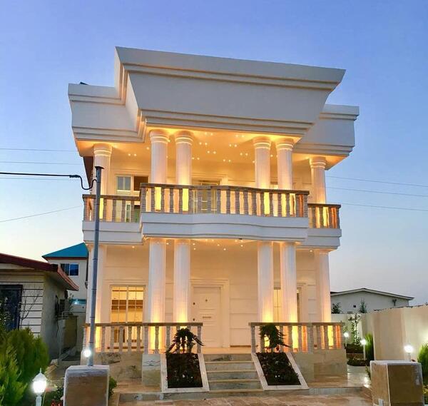 عکس ویلا رومی