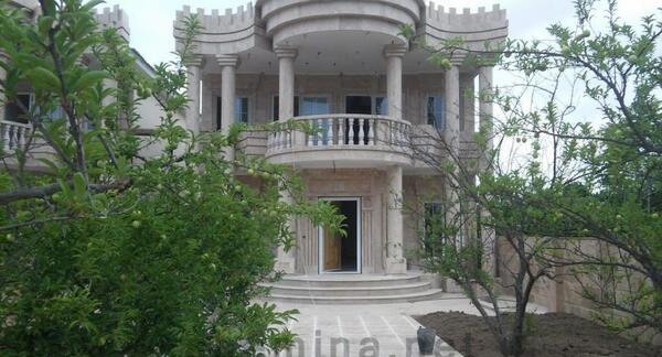 عکس ویلا استخر دار بزرگ