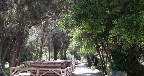 عکس رستوران سنتی باغ طوبی کرج