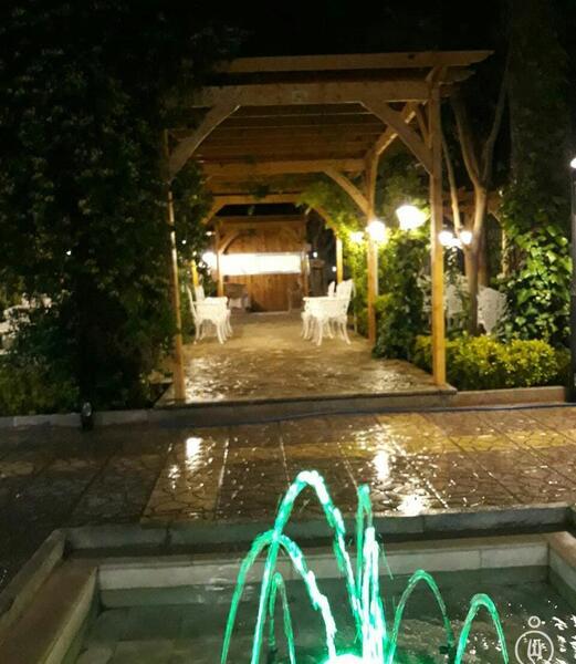 عکس رستوران سه کاج اصفهان