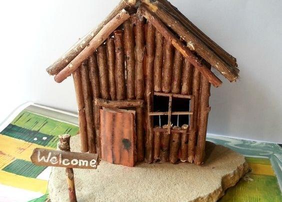 عکس کلبه چوبی کاردستی