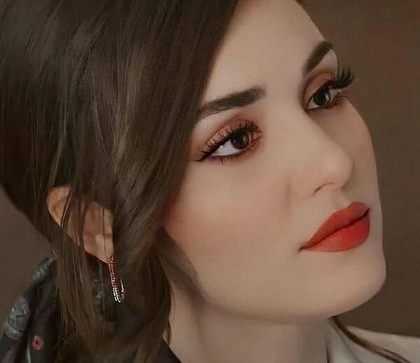 عکس فیک نصف صورت