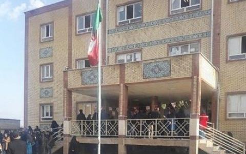 عکس خودکشی یک دانش آموز