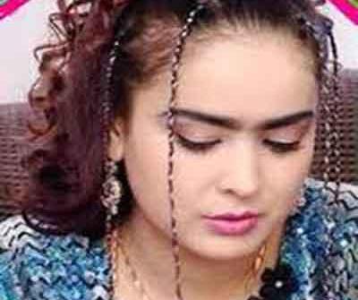 عکس خواننده زن تاجیکی