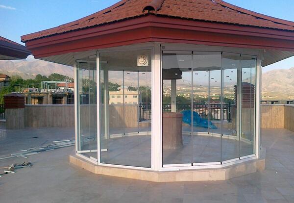 عکس کلبه شیشه ای