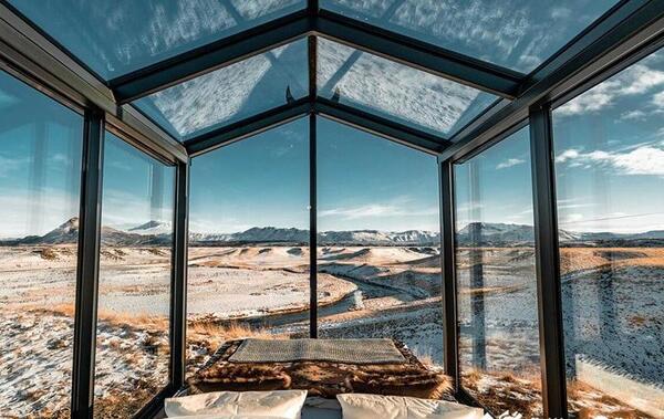 عکس کلبه شیشه ای