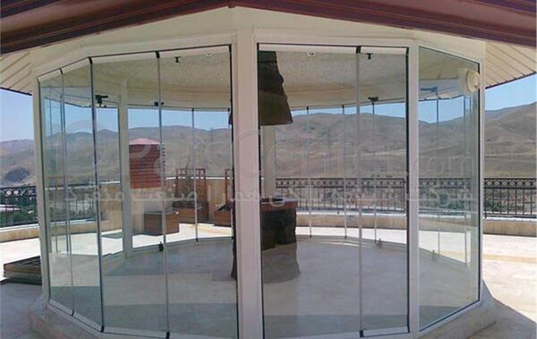 عکس کلبه شیشه ای