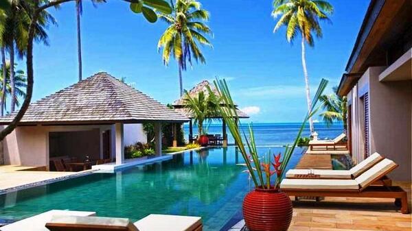 عکس ویلاهای زیبا کنار دریا