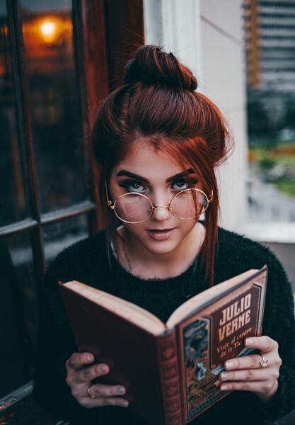 عکس نوشته پروفایل کتاب خواندن