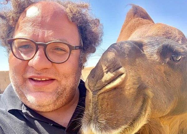 عکس مستر تیستر با سر شتر
