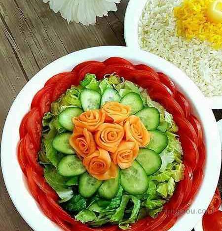 عکس های تزیین سالاد کاهو ساده