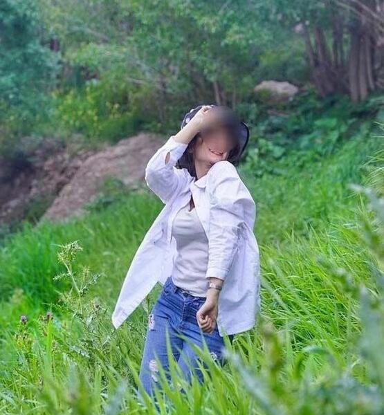 عکس ژست عکاسی دونفره یلدا