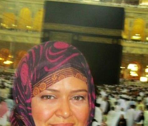 عکس بیلی ایلیش با روسری