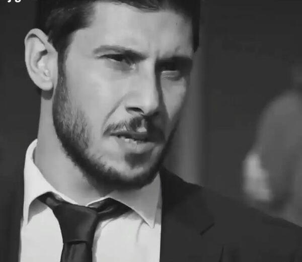 عکس نوشته در رفاقت رسم ماجان دادن است