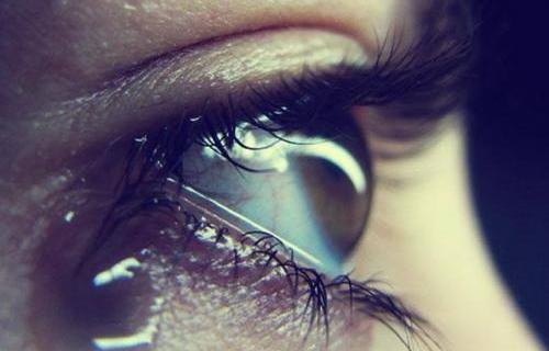 عکس فیک چشم گریون