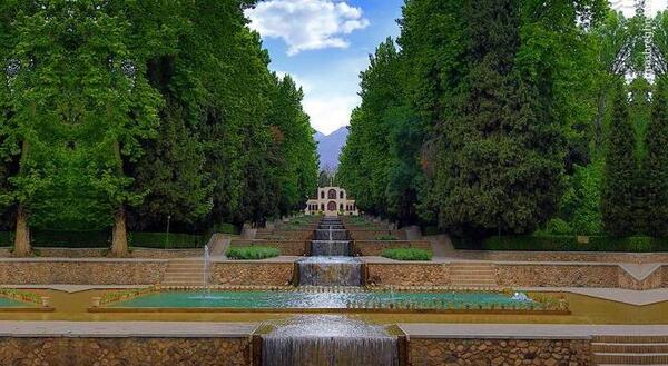 عکس باغ کویر