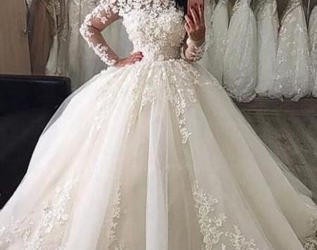 عکس جنی با لباس عروس