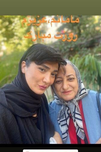 عکس پدر و مادر مینا وحید