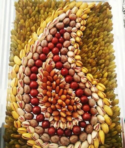 عکس های تزیین سفره شب یلدا