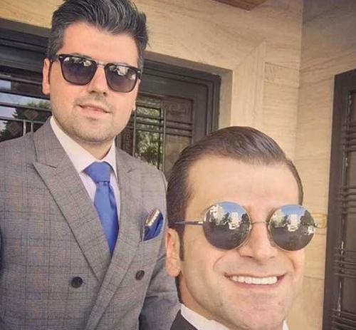عکس روزبه حصاری و پدر و مادرش
