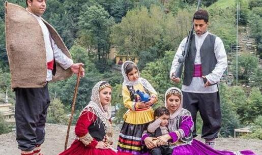 عکس نوشته با لباس محلی