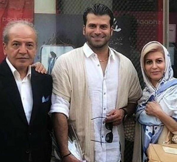 عکس روزبه حصاری و پدرش