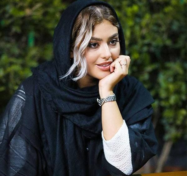 عکس های عروسی ریحانه پارسا