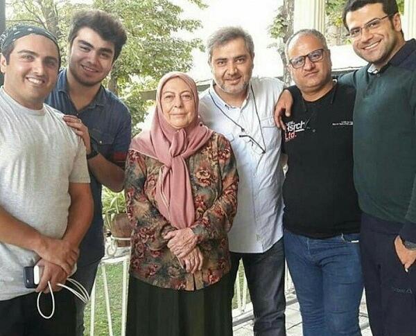 عکس روزبه حصاری در پشت صحنه