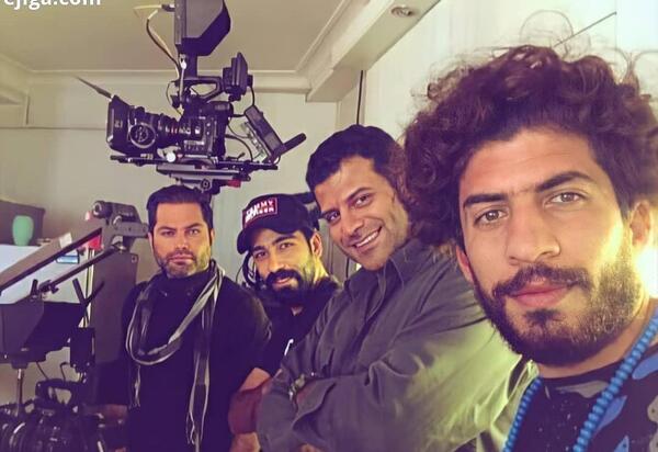 عکس روزبه حصاری در پشت صحنه