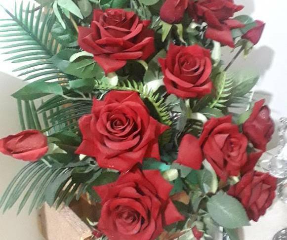عکس گل طبیعی و مصنوعی