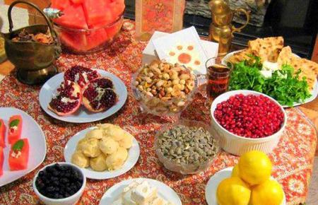 عکس ایده هایی برای سفره یلدا