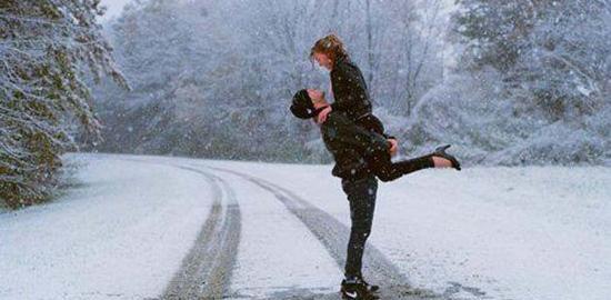 عکس برفی عاشقانه دونفره
