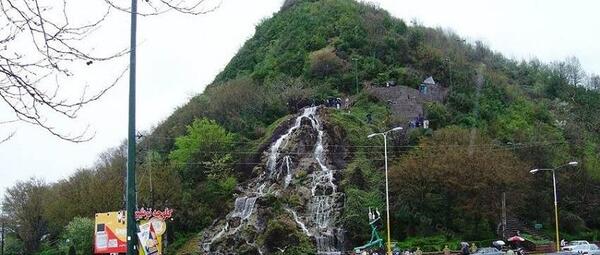 عکس شیطان کوه لاهیجان در شب