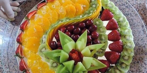عکس ایده تزیین میوه شب یلدا