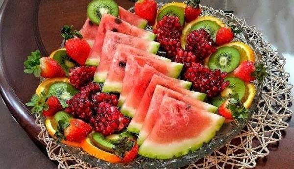 عکس ایده تزیین میوه شب یلدا