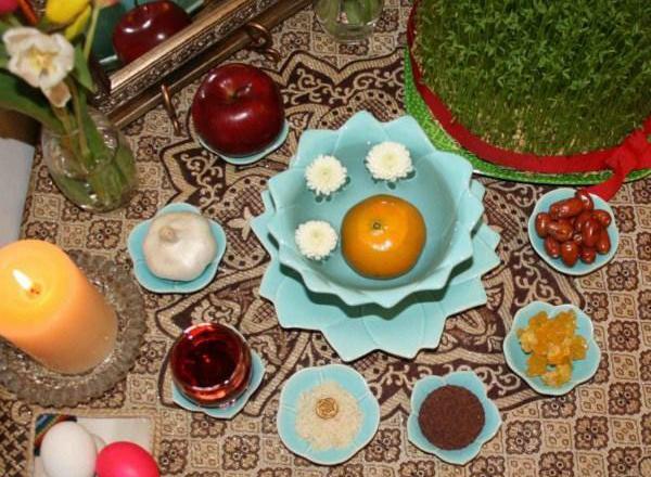 عکس های تزیین سفره هفت سین با وسایل ساده