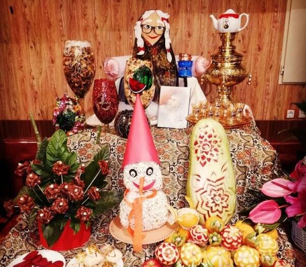 عکس ایده تزیین پفیلا برای شب یلدا