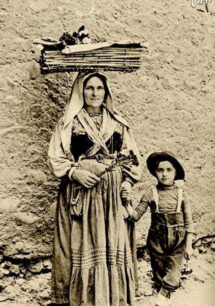 عکس مادر قدیمی