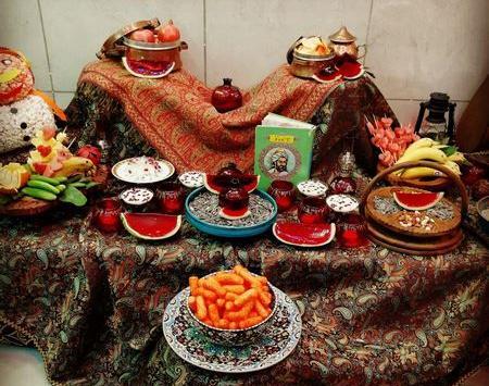 عکس سفره یلدایی سنتی