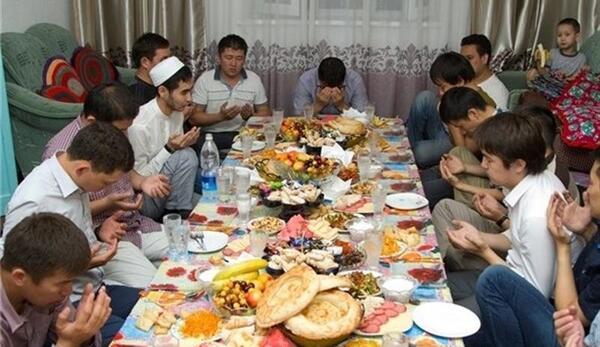 عکس غذای شب یلدا